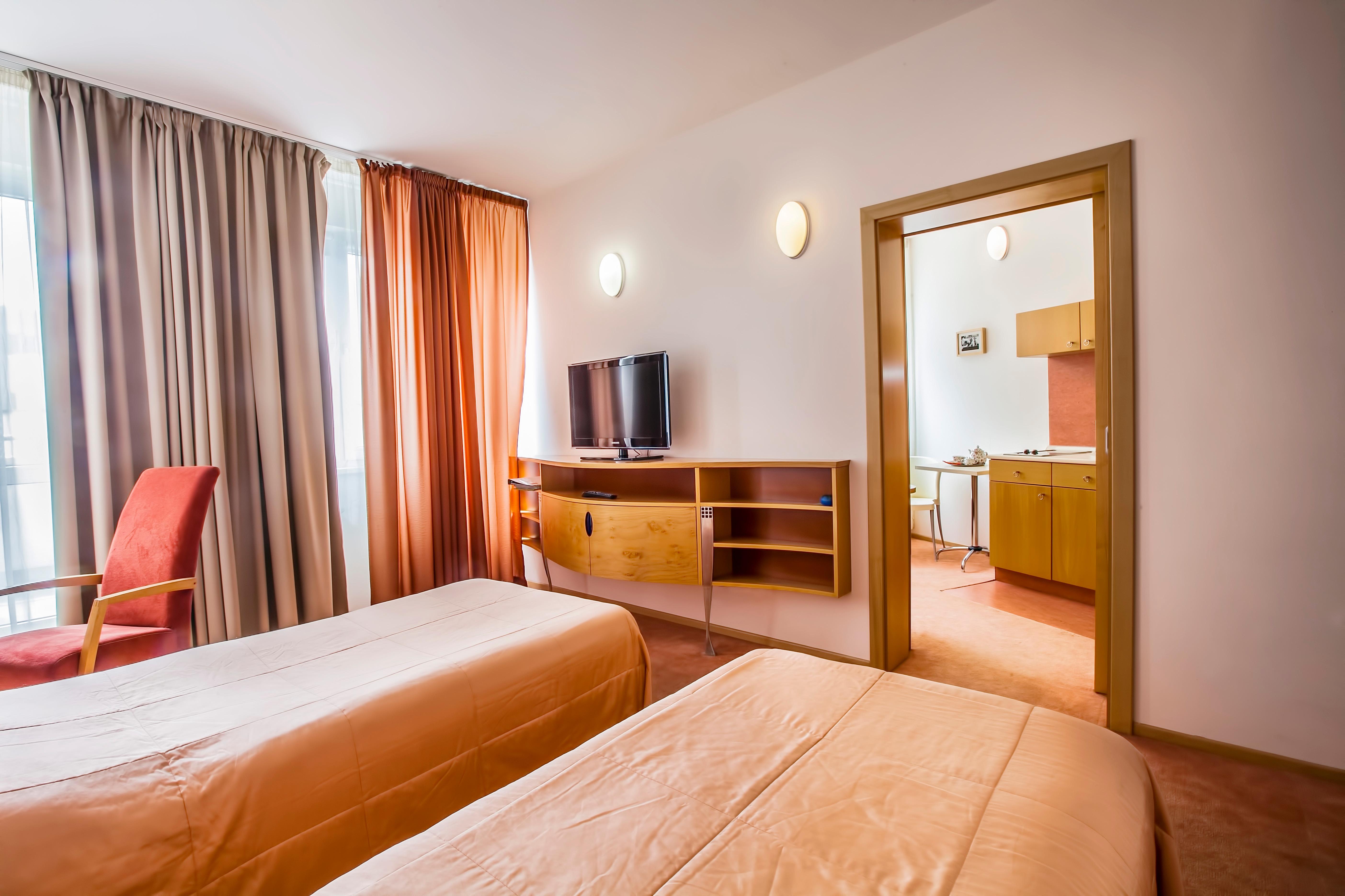 โฮเทล เซ็ท Hotel บราติสลาวา ภายนอก รูปภาพ