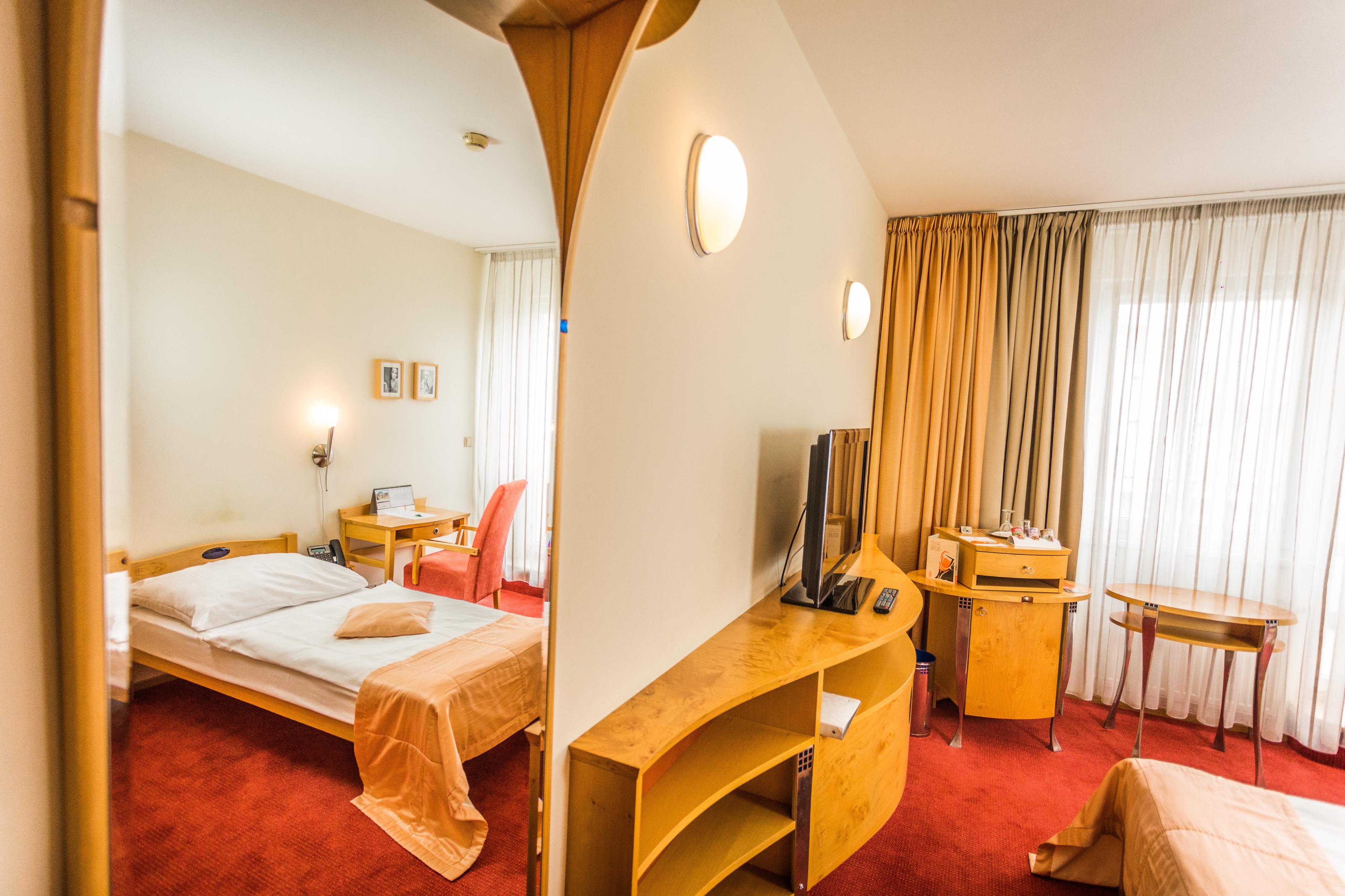 โฮเทล เซ็ท Hotel บราติสลาวา ภายนอก รูปภาพ