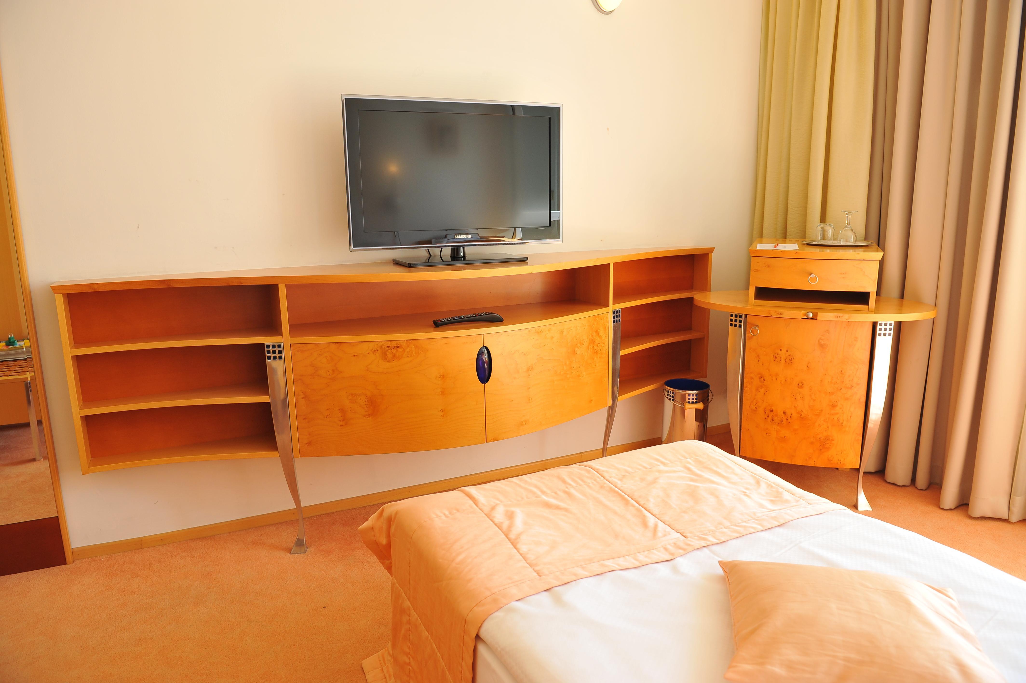 โฮเทล เซ็ท Hotel บราติสลาวา ภายนอก รูปภาพ