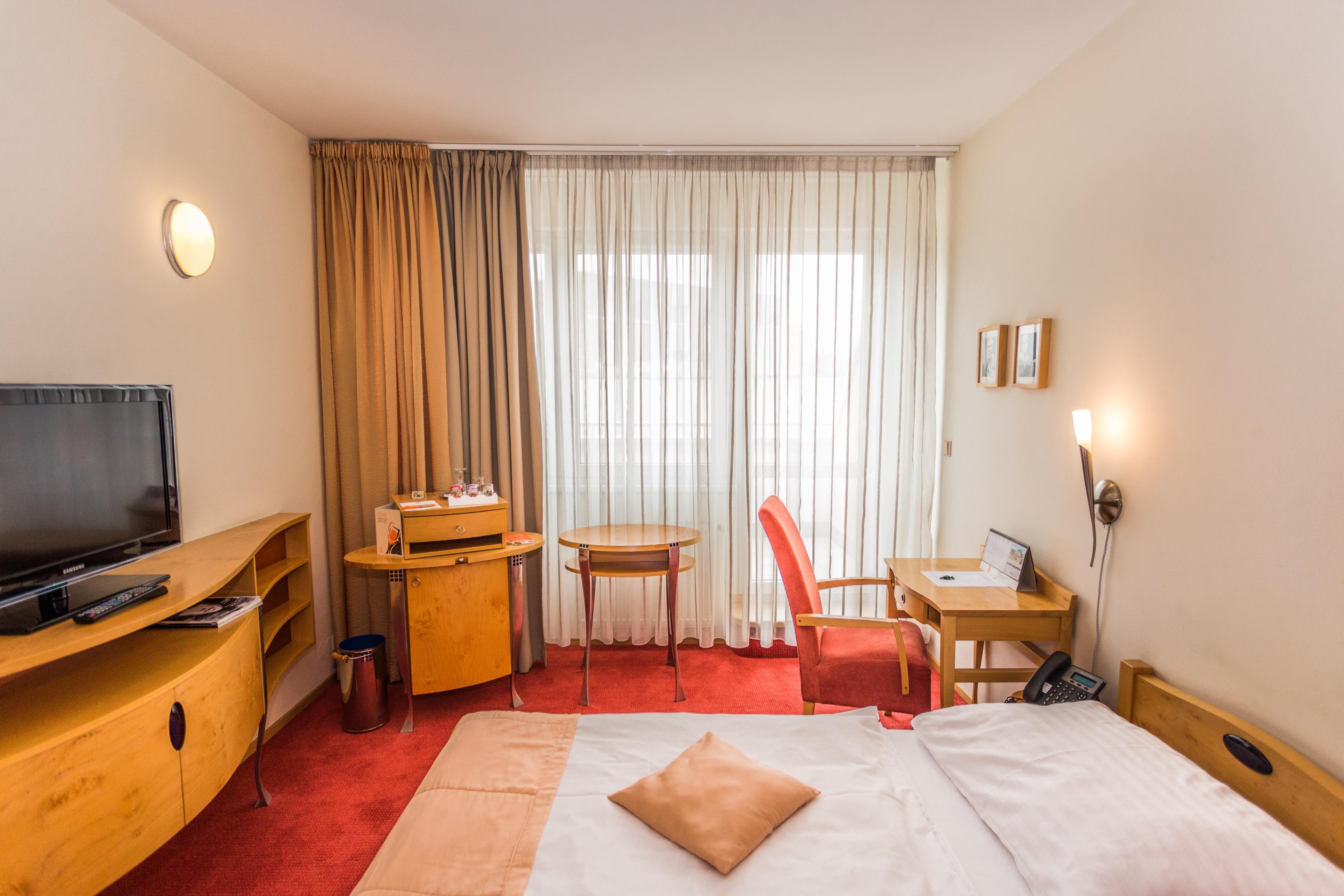 โฮเทล เซ็ท Hotel บราติสลาวา ภายนอก รูปภาพ